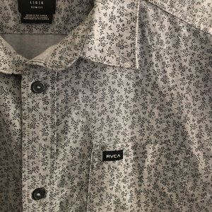 RVCA Long-sleeve Floral Print Button Up Shirt Size L
